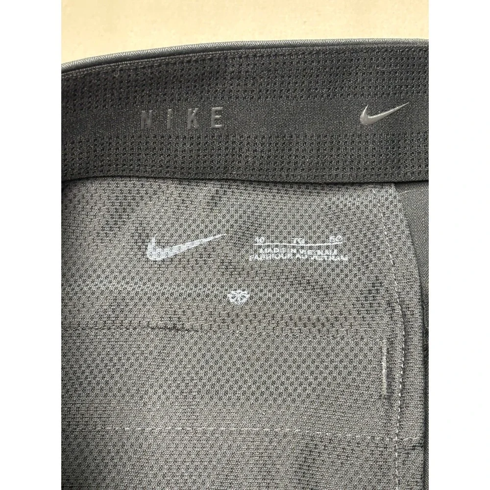 Nike Golf Shorts Mens 40X8 Dark Gray Flat‎ Front Performance Dri-Fit Tech